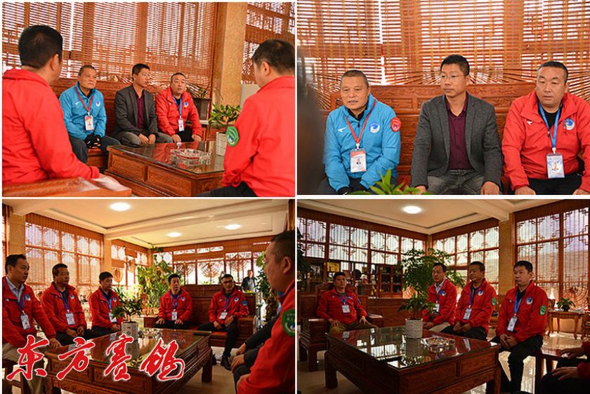 云南石林宇松公棚决赛集鸽前裁判员合影云南石林宇松赛鸽中心(秋棚)